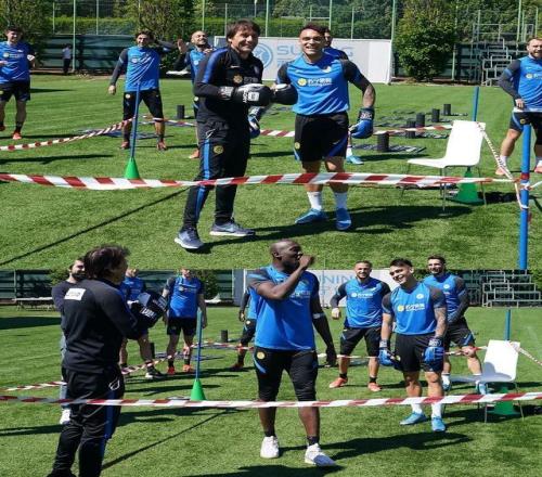 火花四溅,穆阿尼罗梅,罗领衔,凤凰彩票会员登录入口,Phoenix,Lottery凤凰彩票官网,凤凰彩票Phoenix,Lottery